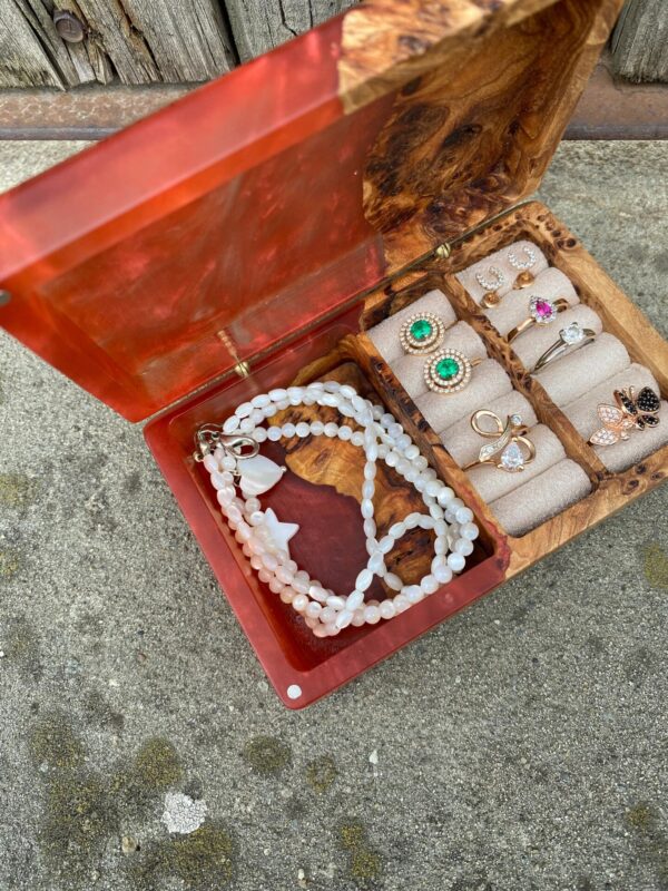 Resin Jewelry Box - Image 3